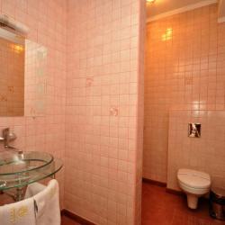 2-комнатный номер делюкс с 1 двуспальной кроватью
