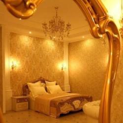 Номер люкс с 1 двуспальной кроватью