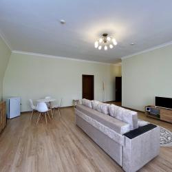 Фото Отель Mountains (Маунтинс)