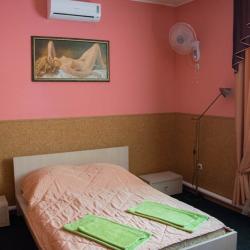 Номер комфорт с 1 двуспальной кроватью