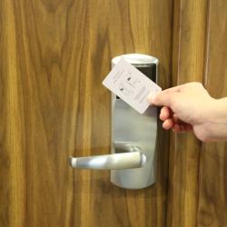 Номер стандарт с 1 двуспальной кроватью