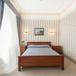 Центральный by USTA Hotels — 580ef1e22ae8c97bde1ddbe9fcee1a12
