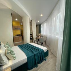 Апартаменты студия гостиничный комплекс Радуга 10И (мансарда)