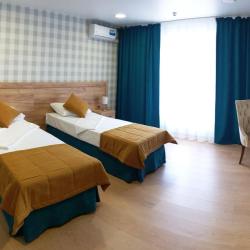 Фото Отель Петровский