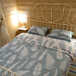 Фото Отель 7Nights (7Найтс) Коттедж в деревне Красная