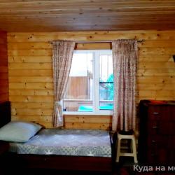 Комната улучшенная с 2 односпальными и 1 двуспальной кроватью (1 этаж)
