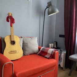 Petrov Avenue (Петров Авеню) — 58551ffc8ef6eed196730065eaa2aef2