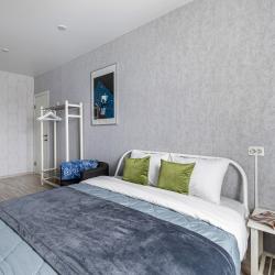 Фото Отель Двухкомнатная в центре рядом с парком Горького ул. Курашева д. 34