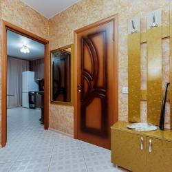 Фото Отель HomeDay (ХоумДэй) на улице Красная