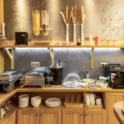 Фото Отель KamInn (КамИнн)