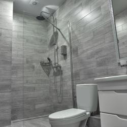 Номер стандарт с 1 двуспальной кроватью