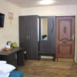 Номер стандарт с 1 двуспальной кроватью и балконом