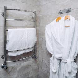 Номер полулюкс с 1 двуспальной кроватью