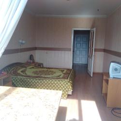 Номер стандарт с 1 двуспальной кроватью (с завтраком)