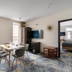 Фото V hotel & Rooftop lounge (В отель)