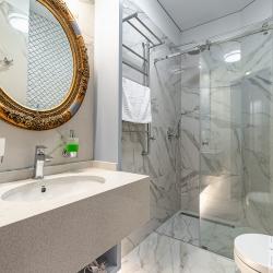 Коттедж с камином (с завтраком)