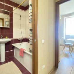 Фото Апартаменты InRoomSPb на проспекте Просвещения 15