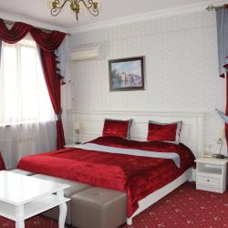 Фото Отель SHE (ШИ)