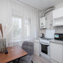 Фото Апартаменты Комфорт на улице Коротченко 4