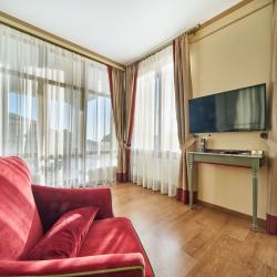 Комната президентская с 1 двуспальной кроватью (с завтраком)