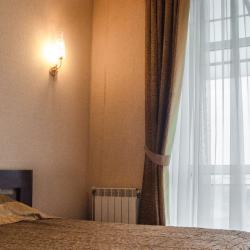 Номер стандарт улучшенный с 1 двуспальной кроватью