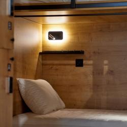 Кровать в 6-местном общем номере (общие удобства)