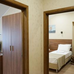 4-местный 2-комнатный номер улучшенный