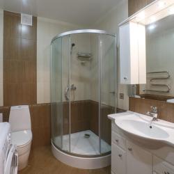 Фото Отель Уютная квартира на улице Сибирский Тракт 13