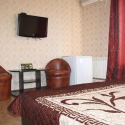 Номер стандарт с 1 двуспальной кроватью