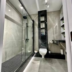 Фото Апартаменты Housevip на улице Павла Буравцева