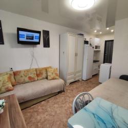 3-местные 1-комнатные апартаменты студия с 1 односпальной и 1 двуспальной кроватью