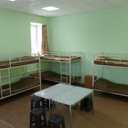 Кровать в 14-местном общем номере