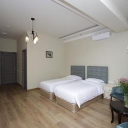 Фото A Hotel Yerevan (А Отель )