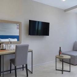 Номер стандарт с 1 двуспальной кроватью