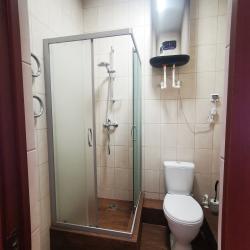 Номер стандарт улучшенный с 1 двуспальной кроватью и креслом-кроватью