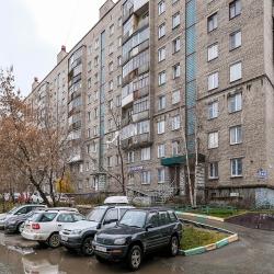 Фото Отель В гости на улице Челюскинцев 44