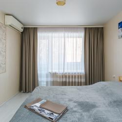 Фото Апартаменты на улице Гамарника 15