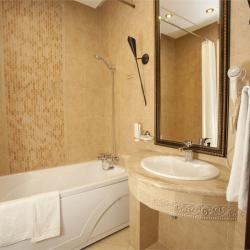 Номер стандарт с 1 двуспальной кроватью