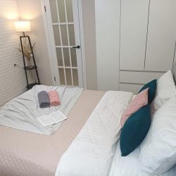 Фото Отель Квартира с дизайнерским ремонтом возле парка Машиностроителей