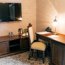 Номер стандарт с 1 двуспальной кроватью