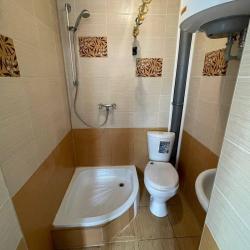 4-местный номер улучшенный комфорт с 2 двуспальными кроватями