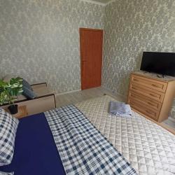 Фото Апартаменты на проспекте Защитников , 7 к2