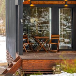 Дом с видом на лес гостиная со спальней 36м2