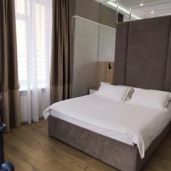 Номер люкс с 1 двуспальной кроватью