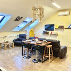 Фото Отель Rental Family Rooms (Рентал Фэмили) на Детском переулке