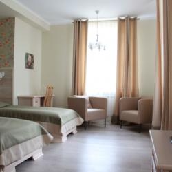 Фото Отель Гостиничный домик на Даче