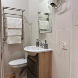 Номер стандарт улучшенный с 1 двуспальной кроватью