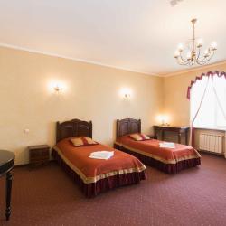 Номер полулюкс с 2 односпальными кроватями