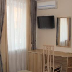 Номер комфорт с 1 двуспальной кроватью