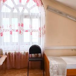 Кровать в 3-местном общем номере